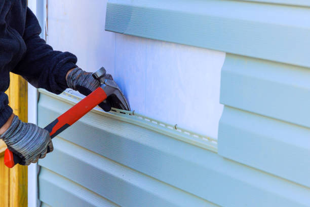 Reliable Emergency Siding Repair contractor in Pfafftown, NC by Squared Siding